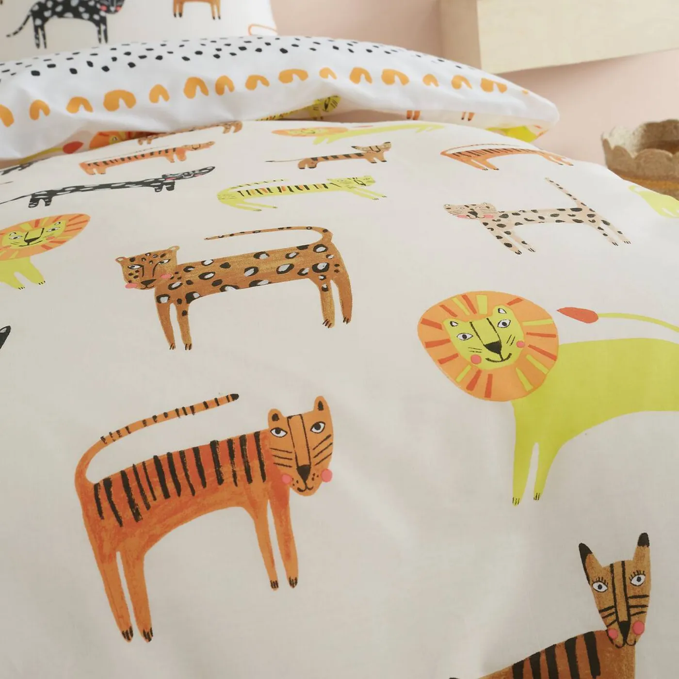 Pineapple Elephant Khari Animals Duvet Set